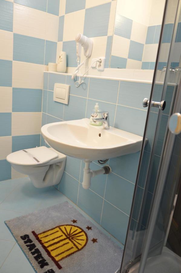 Statek 3 - Wellness & Spa Hotell Hluboká nad Vltavou Exteriör bild